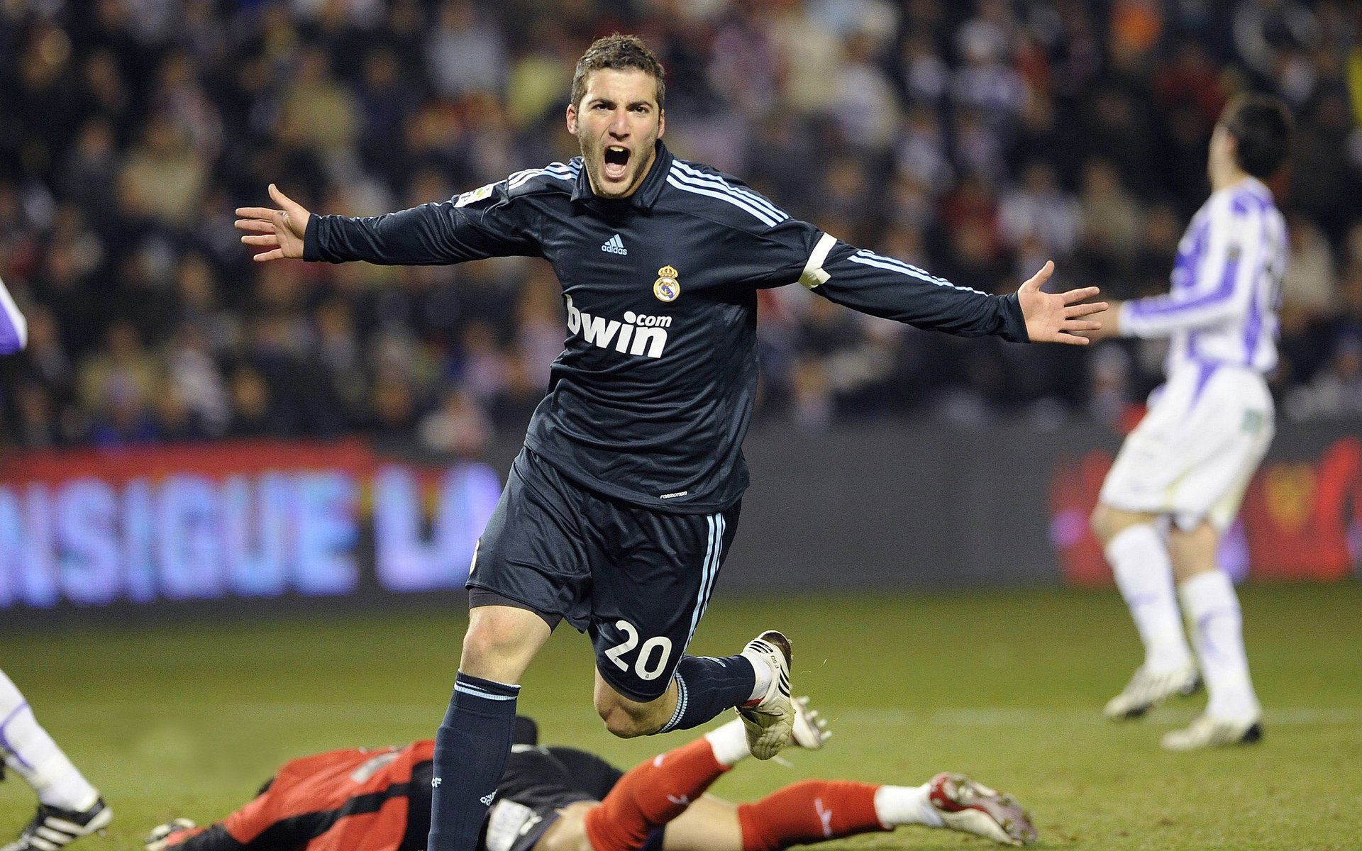 Kaiyun(中国)开云-蓝月亮客场平伯恩茅斯，防守稳固