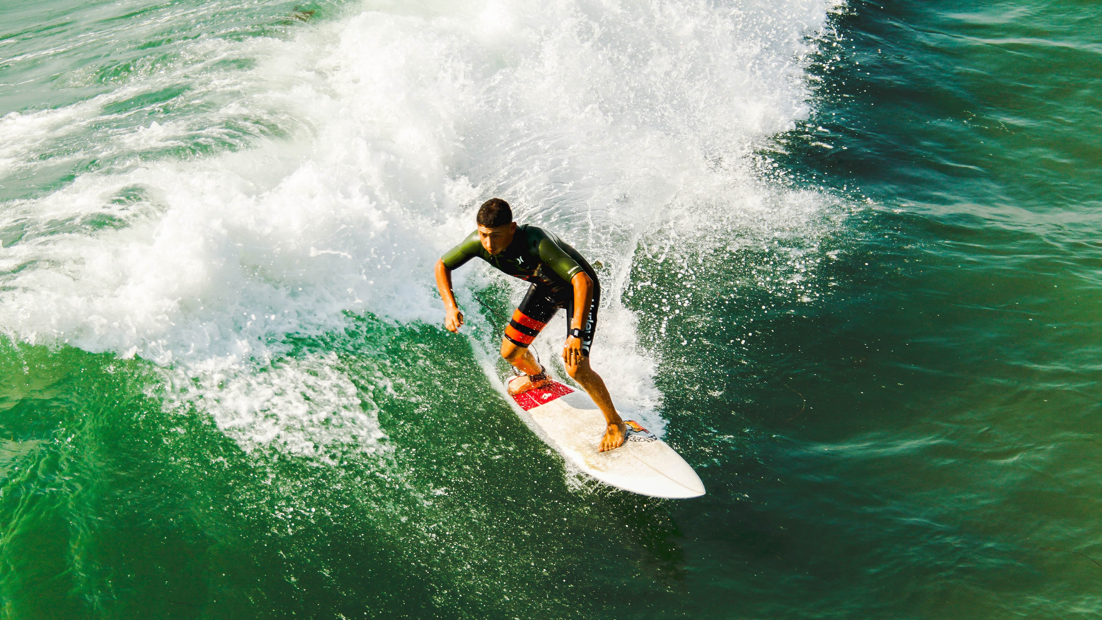 诺维奇主场击败富勒姆，豪取三分，诺维奇球迷